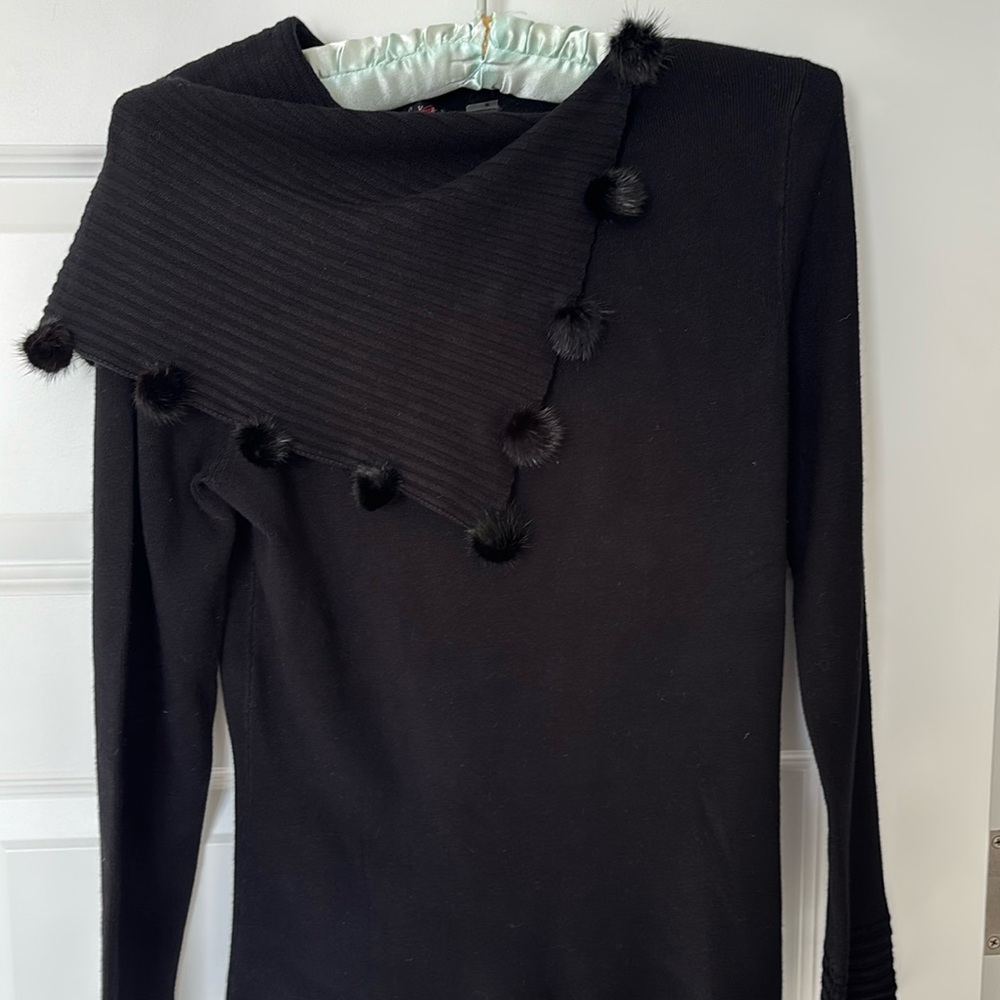 New Cyrus Black Mink Ball Cowl Neck Sweater Size M, fits like a Small